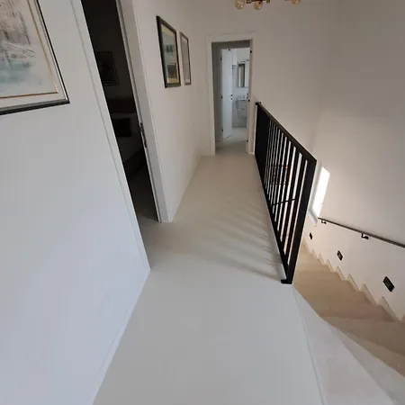 Villa Angelina *